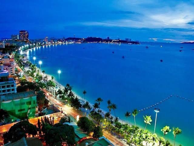 Centara Avenue 2 Bedrooms Pool View Pattaya Extérieur photo