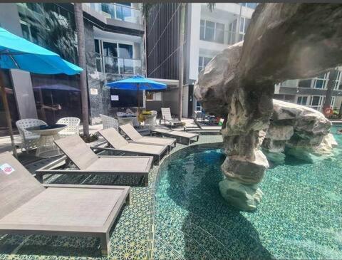 Centara Avenue 2 Bedrooms Pool View Pattaya Extérieur photo